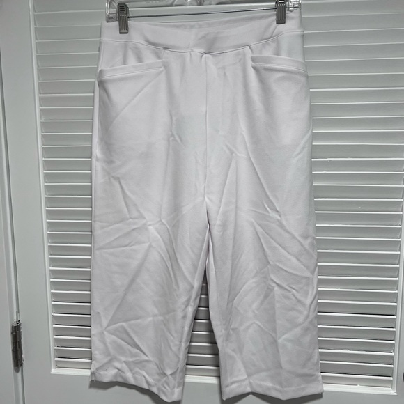 Antthony Boss Lady Bermuda Short - Picture 2 of 4